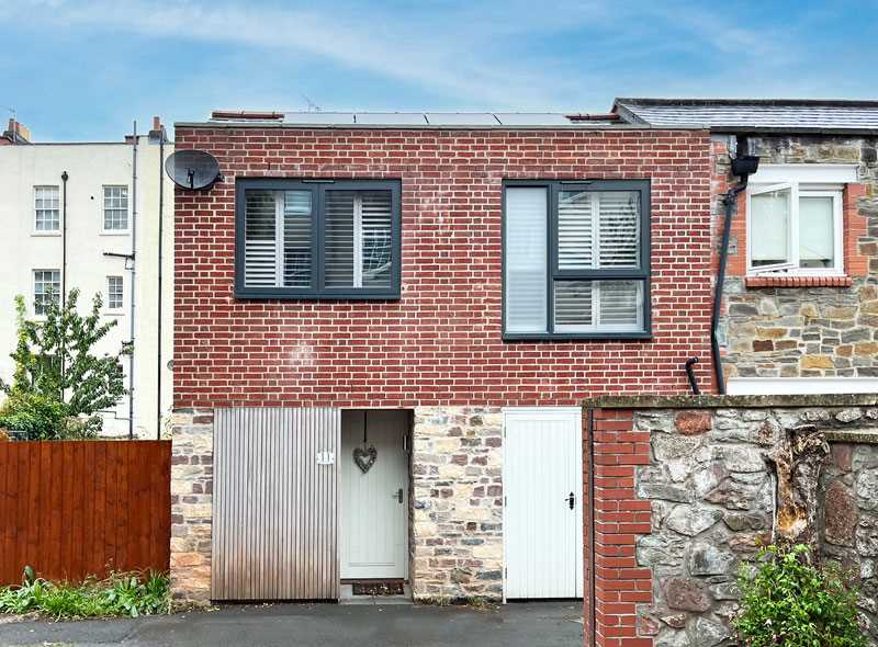 New private dwelling image